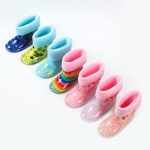New Children's Rain Boots Cartoon Crystal Bottom – Image 6